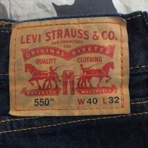 550 Levi Relaxed Men’s Jeans